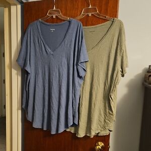 Torrid - Set Of 2 V-Neck T-Shirts